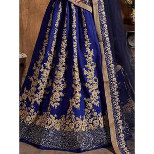 Conjunto de Lehenga Choli de Seda Azul con Bordado Dori para Mujer Talla Grande - Product Image 2
