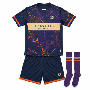 Ensemble de maillots et shorts de football personnalisés en polyester à séchage rapide, série sport d'équipe, col en V, vente en gros - Product Image 5