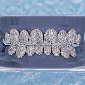 Grillz dentaire en strass, style Hip Hop, unisexe, micro-incrustation, plaqué or 18 carats, zircon cubique taille brillant rond - Product Image 2