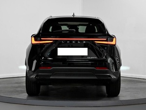 มินท์ 2023 เล็กซัส NX 450H+ 2.5 - Product Image 5