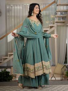 Green Embroidered Silk Reversible Moisture-Wicking Wrinkle-Free Floor-Length Loose-Fit <b>Kurti</b> Set Heavy Dupatta <b>Indian</b>/Pakistani - Product Image 3
