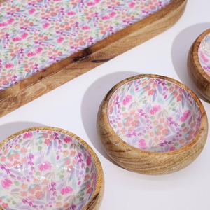 Juego de Tazones de Madera para Servir con Diseño Floral, Tazones para Aperitivos de Madera de Mango Pulida con Bandeja para Comer en Casa - Product Image 6