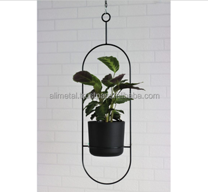 Whispering Ivy Perch Planteur Suspendu Fleurs Lush pour La Maison Balcon Intérieur Extérieur Jardin Décoration Entièrement Personnalisable - Product Image 1