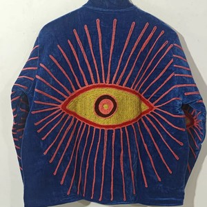Vêtement d'extérieur pour femme en velours, artisanal de luxe, brodé motif œil protecteur, style bohème, col montant, manches longues, pour l'automne et les festivals - Product Image 2