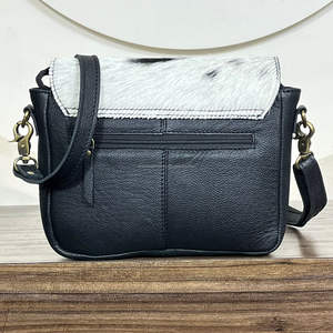 Latest Designer Hand Tooled Cowhide Leather Crossbody <b>Bag</b> Floral Tooling Women Shoulder Purse Personalized Gift for Women's - Product Image 5