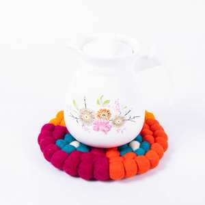 Sous-plat rond en feutre 1kg – Tapis et protections élégants pour table par Feltandwool - Product Image 1