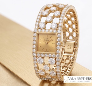 Dernière montre-bracelet unisexe de luxe à mouvement à quartz carré, style sport antique hip-hop, sertie de diamants Moissanite VVS pour hommes et femmes - Product Image 2