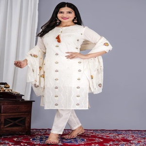 NIYANI Women's Elegant White Cotton Traditional Wedding Kurta Set Delicate Floral Embroidery Soft Dupatta Ethnic Wear Regular - Product Image 3