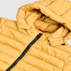 เสื้อแจ็คเก็ตพัฟเฟอร์บุผ้าสำหรับผู้ชาย สไตล์ไฮสตรีท สำหรับฤดูหนาว มีฮู้ด แขนยาว สีเหลือง รับผลิตแบบ OEM - Product Image 4