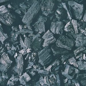 Charbon de bois dur séché au four de qualité supérieure pour l'exportation en vrac, à combustion propre, faible teneur en cendres, en morceaux naturels, pour les acheteurs en gros - Product Image 6