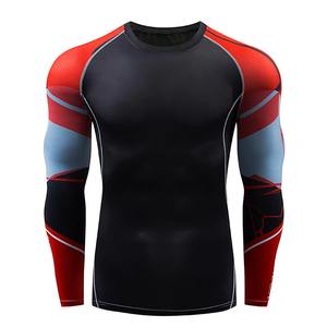 Rashguard personnalisé de fabrication professionnelle pour une protection optimale, léger et vendu en ligne à bas prix. - Product Image 3