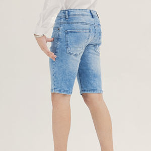 Shorts en jean pour hommes, taille élastique, délavé clair, respirant, style streetwear, haute qualité, avec logo personnalisé imprimé – Meilleures ventes - Product Image 5