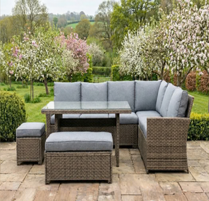 Paire de fauteuils de salon d'extérieur en rotin tressé avec coussins bleus doux et table, disponibles à prix de gros. - Product Image 2