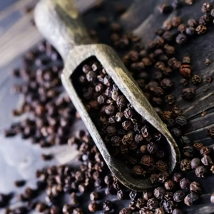 Pimienta Negra en Polvo Granulada, Pimienta Negra Triturada 550GL, Pimienta de Primera Calidad para Sazonar Carne de Res - Product Image 1