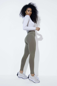 Pantalon moulant d'entraînement taille haute pour femmes Leggings froissés sans couture de qualité supérieure pantalon de sport solide au dos en V - Product Image 5