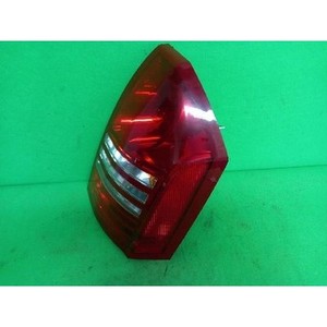 300 Luces Traseras Usadas Derecha - Product Image 4