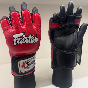 Best Quality Pro Leather MMA Gloves Custom Made Fairtex Grappling Gloves Premium Manufacturer's Martial Arts and Boxing Gear - Product Image 3