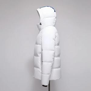 Veste matelassée isolante personnalisée en gros, veste matelassée en nylon isolante pour les marques de streetwear d'hiver, faible MOQ - Product Image 5