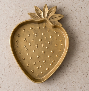 Plateau de service en aluminium moulé en forme de fraise, motif graines, doré, pour présentation alimentaire, idéal pour hôtels et restaurants, directement de l'usine - Product Image 5
