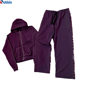 Fabricante de ropa OEM con logotipo personalizado, sudadera con capucha y cremallera con pedrería y pantalones deportivos, conjunto de 2 piezas, chándales para hombre - Product Image 5