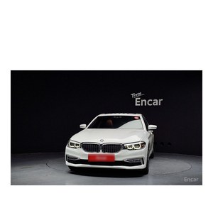 BMW Serie 5 520i 2018 de Lujo, Volante a la Izquierda, Caja de Cambios Automática, Asientos de Cuero, Cámara Trasera - 60,693 km - Product Image 3