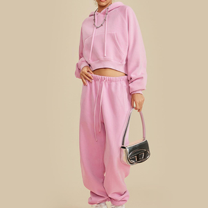 Sudadera con capucha corta raglán personalizada para mujer, de algodón y felpa, para invierno, gimnasio, fitness, casual, exterior, estilo urbano - Product Image 1