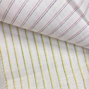 Tela de poliéster y algodón con aspecto de lino a rayas, 58 pulgadas de ancho, para camisas y prendas internacionales a precio asequible. - Product Image 1