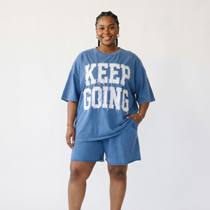 Ensemble décontracté deux pièces pour femme en coton, t-shirt à manches courtes et short, grande taille, broderie effet vieilli - Product Image 1