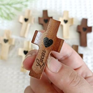 Cruz de Madera de Estilo Tradicional Hecha a Mano, Símbolo de Fe en Madera Natural, Artículo de Regalo Espiritual para Uso Diario - Product Image 4