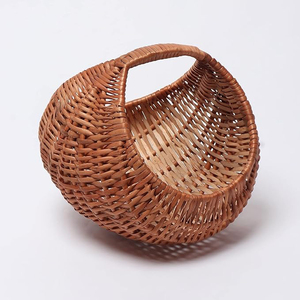 Attractive Design Woven Rattan Serving Fruit Hanging Basket Custom Size Tabletop Decoration Wholesale Price Home Decorate Basket - Product Image 2
