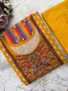 Nouvel arrivage : Ensemble Kurti style Kaftan en soie banane avec imprimé et bordure Kodi, et manches travaillées, et pantalon uni – Mode féminine pour exportateurs - Product Image 5