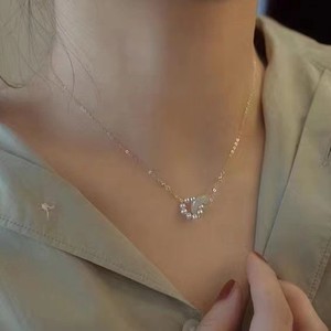 Collier de haute qualité en argent plaqué S925 avec boucle de sécurité en jade naturel, perle d'eau douce, fermoir en or, chaîne en os, produit frais et doux - Product Image 1