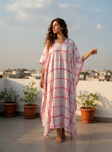 Robe longue maxi 100 % coton tie-dye bohème à col en V et épaules dénudées, coupe moderne, écologique, respirante, idéale pour les soirées - Product Image 6