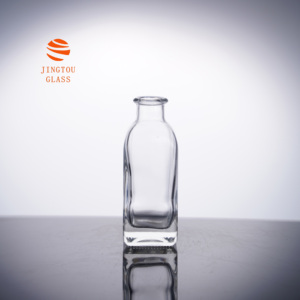 Bouteille en verre de petite capacité de 270 ml, bouteille en verre transparente carrée, adaptée aux liqueurs, aux vins de fruits et aux diffuseurs d'arômes - Product Image 4