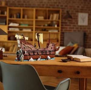 Compatible con MOC 21363 2026 NUEVO 2912PCS Barco Pirata Clásico Cazatesoros Decoración para el Hogar Barco Pirata Barco de Vela Bloques de Construcción Juguetes - Product Image 2