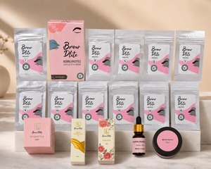 Kit de realce de cejas Sample Brow Henna Hylytes, polvo para cejas a base de plantas naturales con cepillo para uso en salón y en casa - Product Image 5