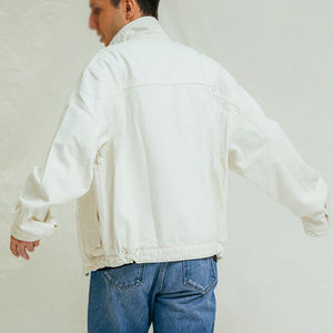 Chaqueta Trucker de Mezclilla de Algodón Lavado a la Piedra con Botones Delanteros y Bolsillos, Fabricación Directa de Fábrica, Etiqueta Privada OEM ODM, MOQ Bajo, Logotipo Personalizado - Product Image 3