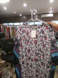 Vestido Kurti de Verano Boho de Algodón Rosa Elástico con Encaje Calado, Ajuste Holgado, Estilo Casual para Resort, con Cuello de Cordones y Bordado Sólido, Colección 2026 - Product Image 5