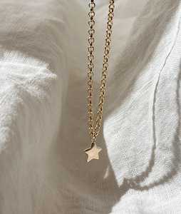 Collier Pendentif Petite Étoile Charmante, Chaîne Câble 17 Pouces, Bijou Fin de Luxe pour Usage Quotidien, Or Massif 14K 18K - Product Image 4