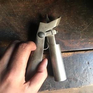 เครื่องตัดหางสุกรแบบไม่เจ็บปวดสำหรับลูกสุกรแรกเกิด อุปกรณ์สัตวแพทย์สำหรับตัดหางสุกร - Product Image 2