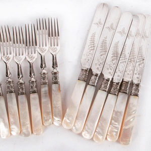 Ensemble de couverts en acier inoxydable avec manches en bambou tissé artisanal et manches en rotin naturel - Product Image 5