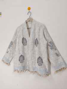 Chaqueta Bomber de Algodón con Estampado Artesanal, Reversible, Ecológica, con Estampado Floral Bohemio, Manga Corta, Dobladillo con Borlas, para Invierno - Product Image 4