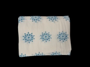 Tissu en coton blanc de qualité supérieure avec broderie florale bleue Schiffli - Matière ajourée respirante pour robes féminines - Vente chaude - Product Image 3
