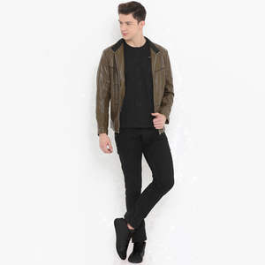 Chaqueta de Cuero para Hombre, Elegante y con Diseño Limpio, Impermeable y Transpirable, Corte Relajado para Atuendos Diarios y Estilo Moderno - Product Image 4