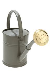 Regadera de metal rústica tradicional para decoración de jardín en casa con estilo campestre - Product Image 3