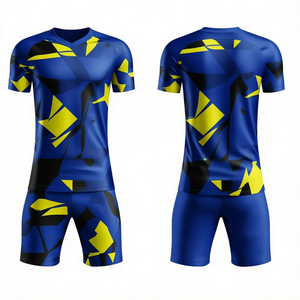 Tenue de football personnalisée pour hommes : Maillot et short de football, vêtements de sport performants, matière légère à séchage rapide, impression d'équipe - Product Image 3