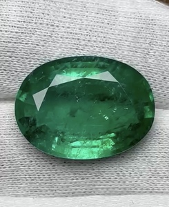 Émeraude verte naturelle zambienne de qualité supérieure, taille octogonale, pierre précieuse en vrac pour la création de bijoux (vente en gros) - Product Image 3