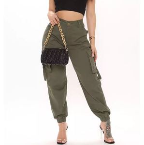 Pantalon cargo d'hiver en molleton brodé vert olive pour femme, taille haute, cordon élastique, coupe régulière, longueur intégrale, couleur unie - Product Image 3