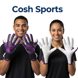 ถุงมือผู้รักษาประตู COSH SPORTS ระดับมืออาชีพ – จับกระชับมือและสวมใส่สบาย - Product Image 1