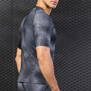 Durable Stretch Athletic Training Wear <b>Compression</b> <b>Shirt</b> With Breathable Fabric Moisture Control For Gym Exercise - Product Image 4